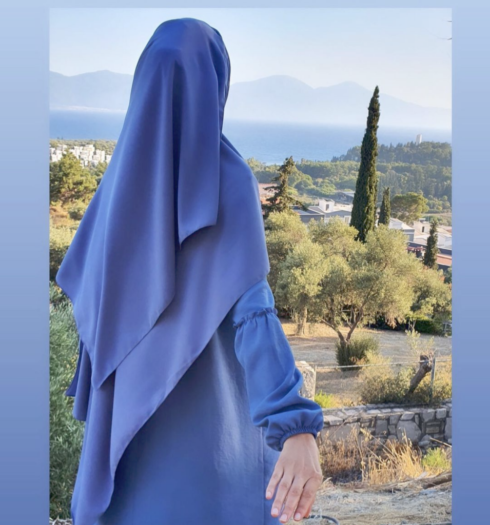 hijab soie de médine blue